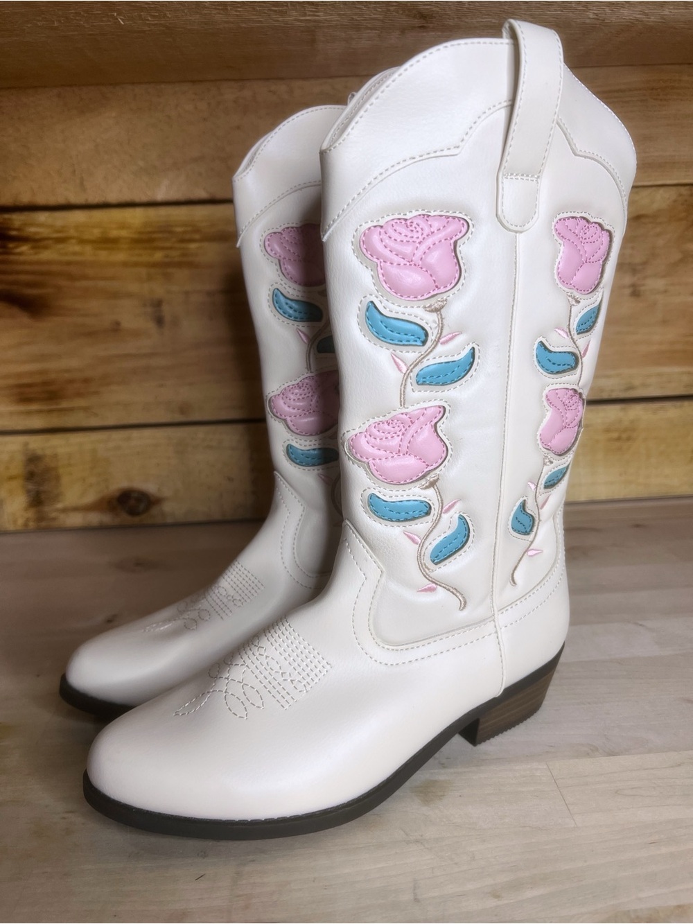 Art Class Kids Emberly Floral Cowboy Boots NWT Size 5 Youth